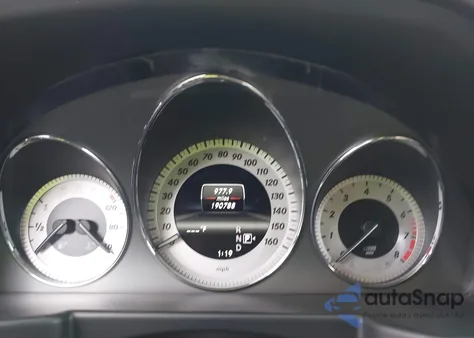 2013 Mercedes-Benz Glk 350 z USA, uszkodzony, nr VIN WDCGG5HB8DG052173